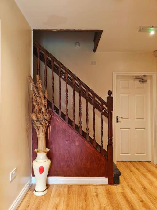 Appartamento Luxury 5-Bed House Near Nec & Bhx Solihull Esterno foto