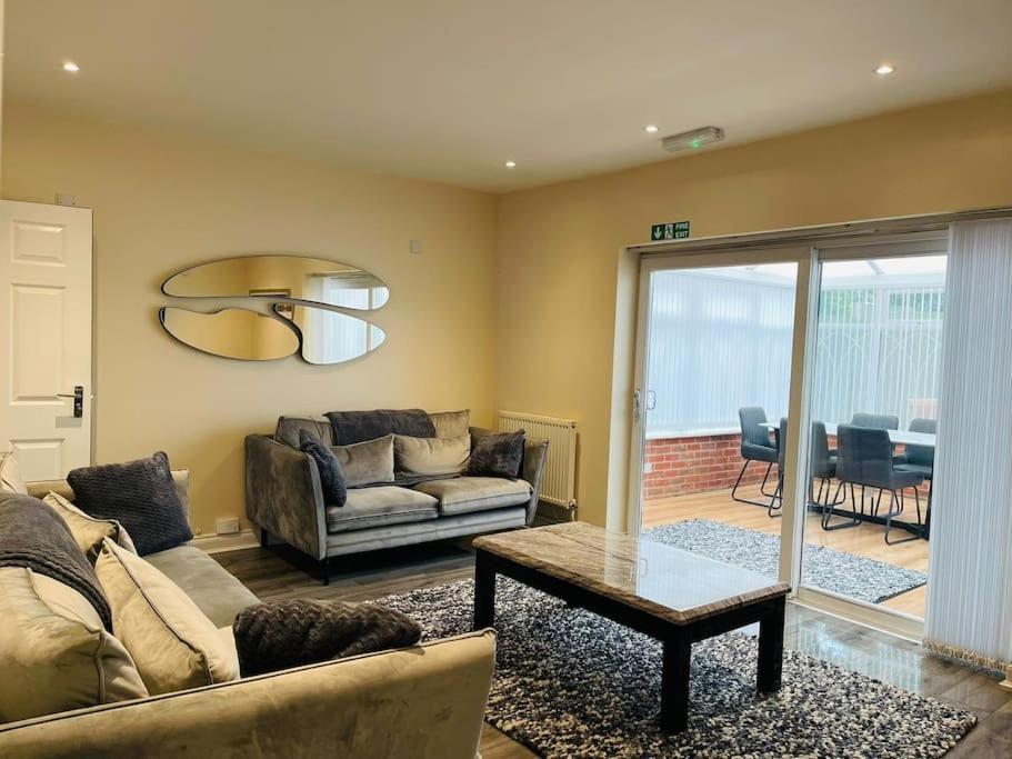 Appartamento Luxury 5-Bed House Near Nec & Bhx Solihull Esterno foto